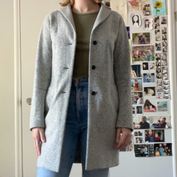 Support Surface Grey Coat - Picture 5 of 10